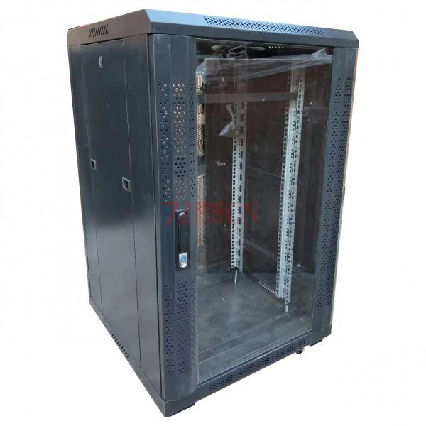 普通型机柜 42U（黑色）下单之前请确认实物图，隔板数量视机柜大小而定